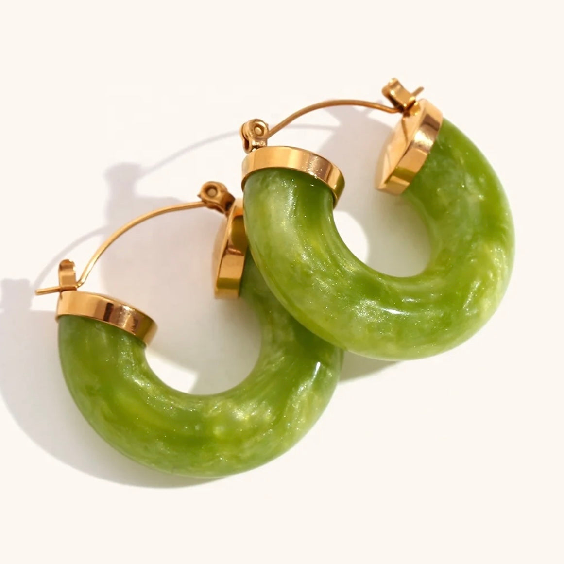 Make Me Famous Milky Hoops