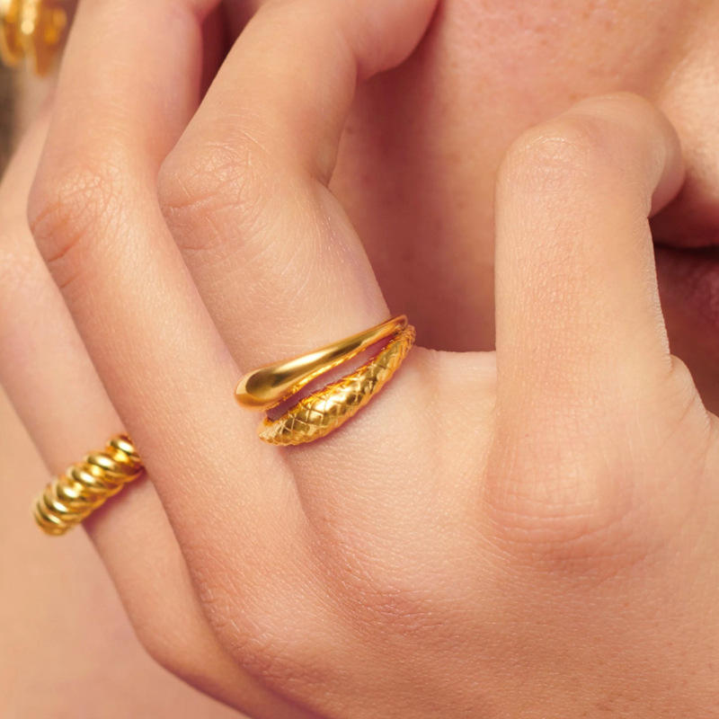Double Layer Reptilian Skin Ring | Edgy Statement Jewelry